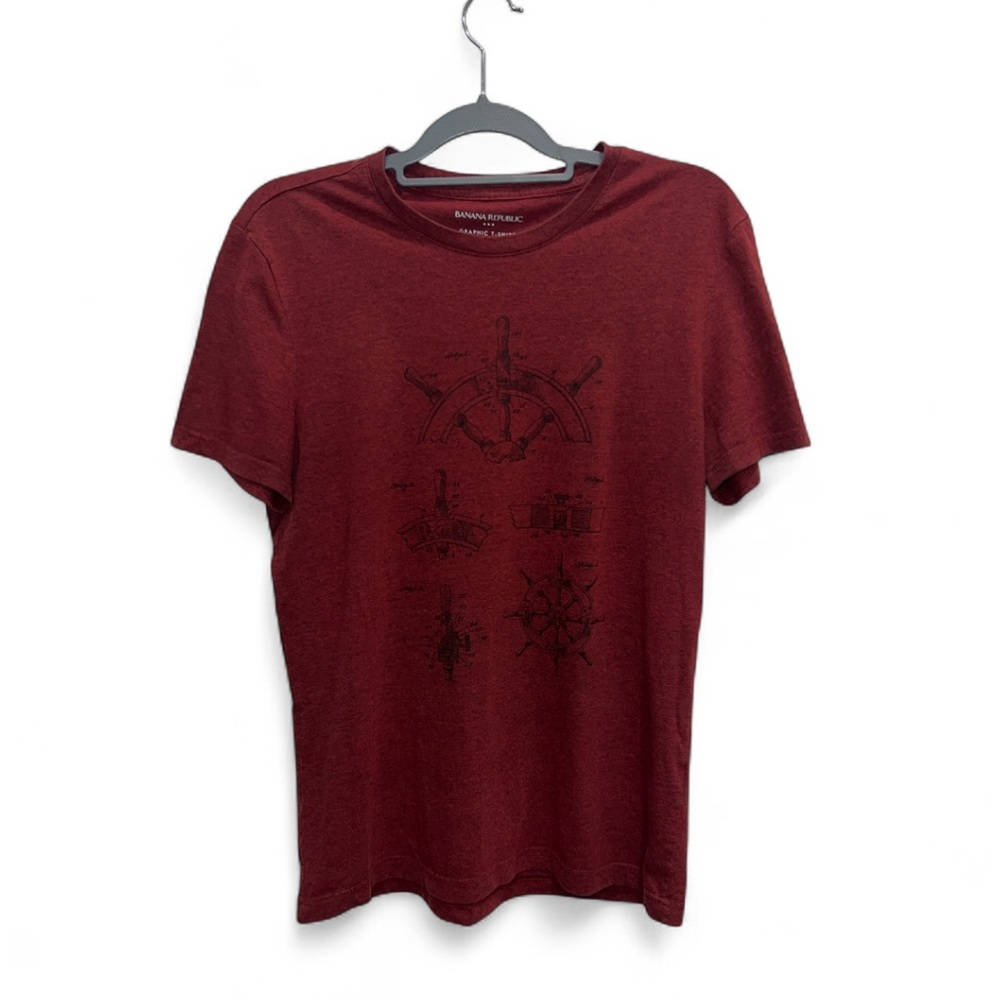 Banana Republic Graphic Men’s Burgundy Nautical Helm Tshirt Size Medium